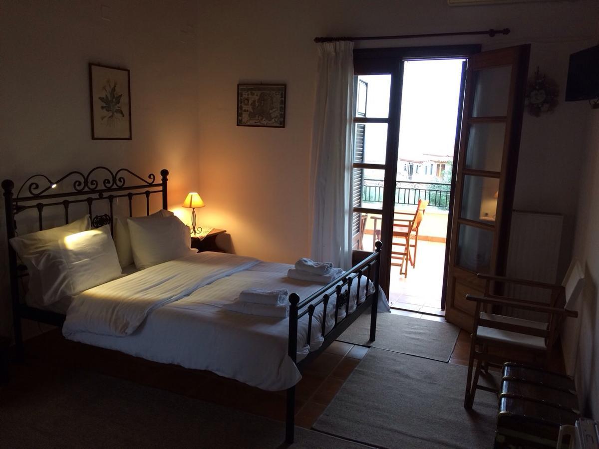 Alexandraki Rooms Poúlithra Extérieur photo